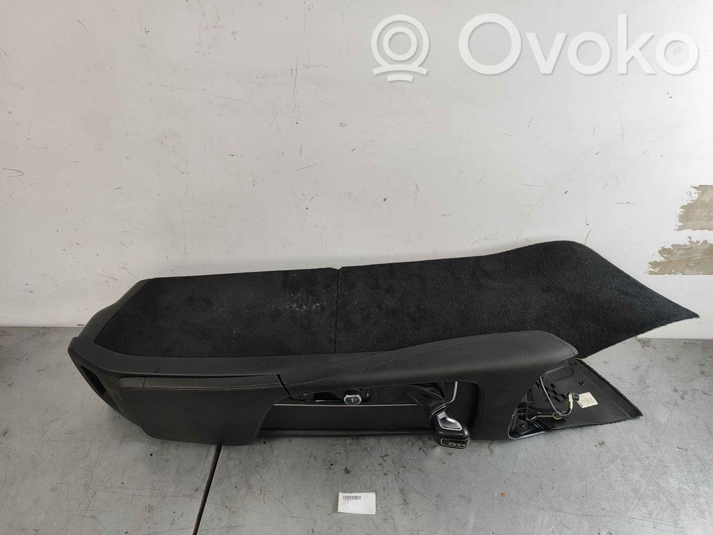 Volvo S90, V90 Console centrale 
