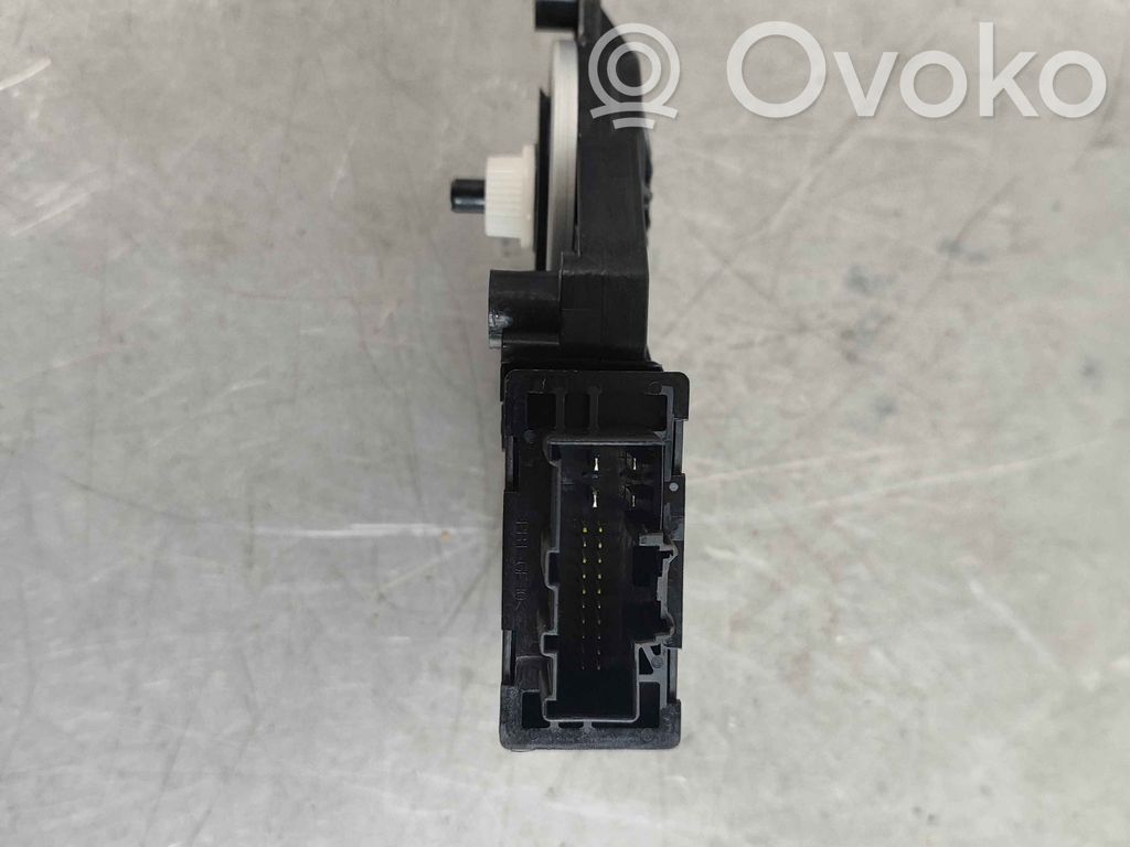 Volvo S90, V90 Rear door window regulator motor 
