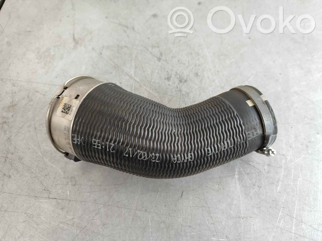 Volvo S90, V90 Wąż / Rura intercoolera 