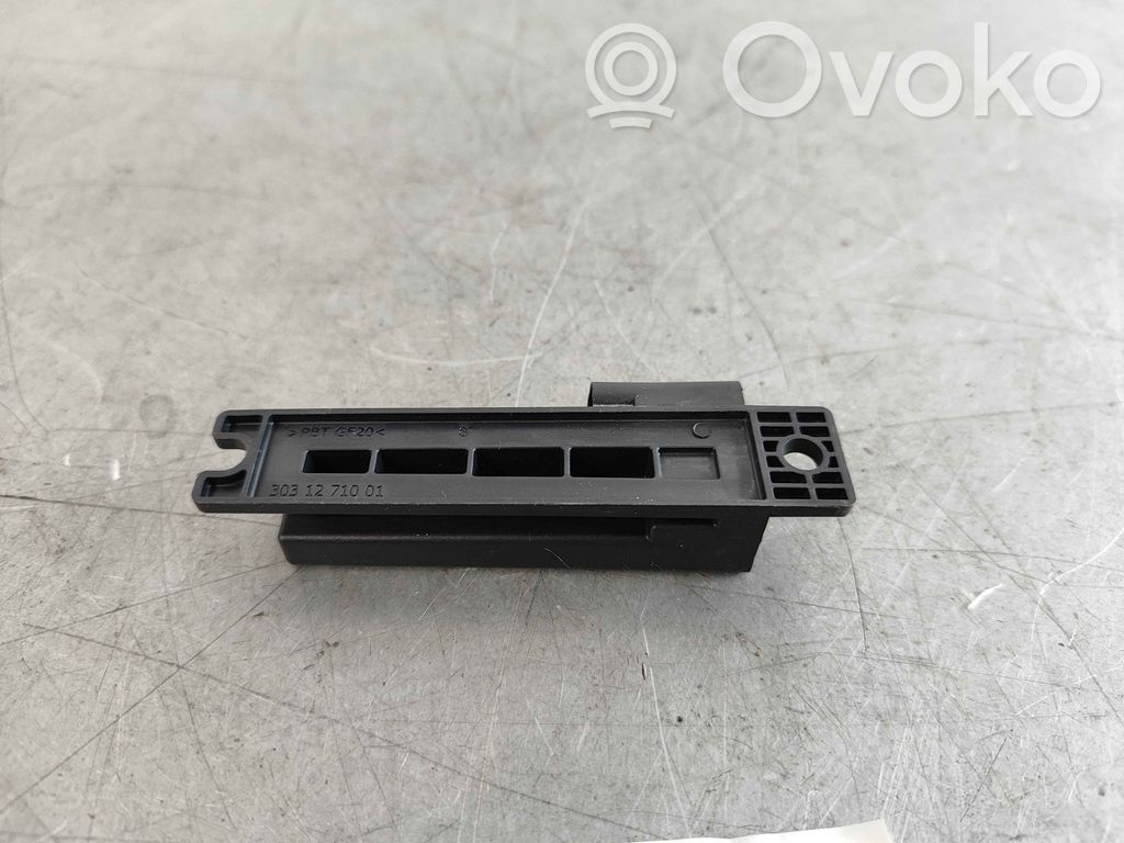 Jaguar XF X260 Keyless system antenna 