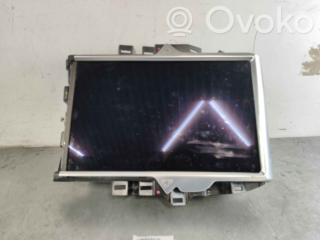 Tesla Model S Head unit multimedia control 