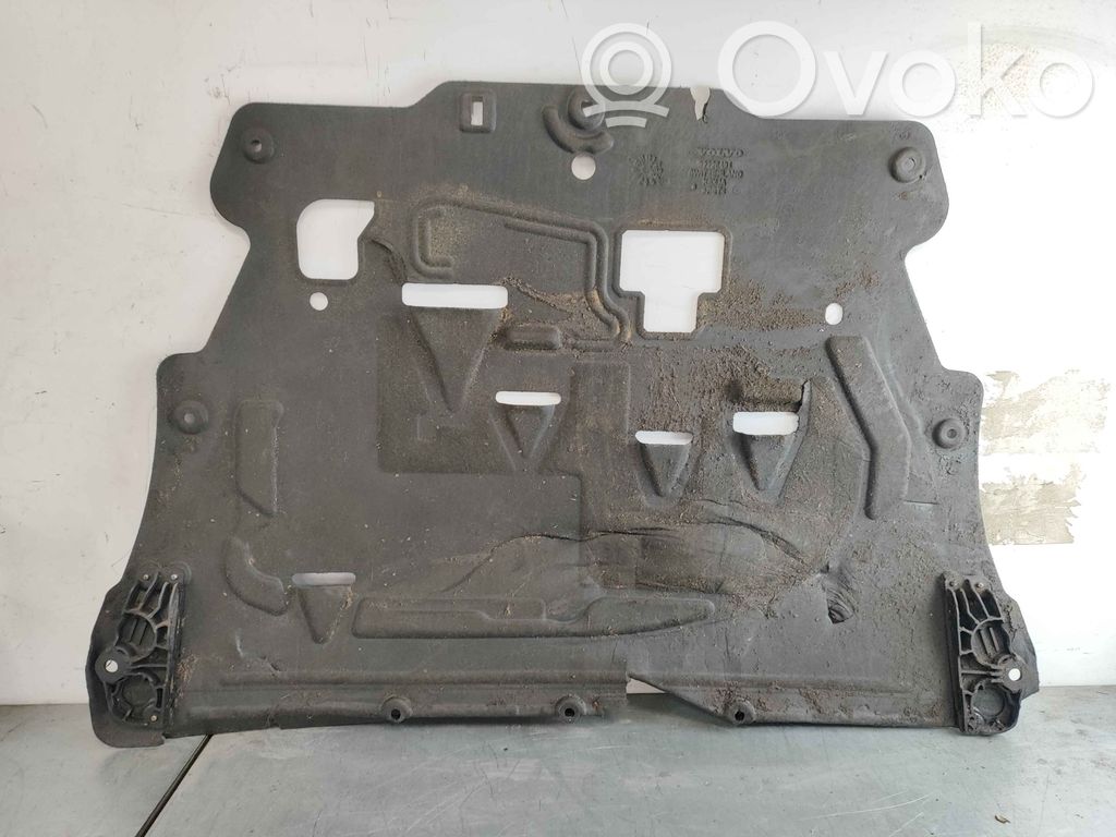 Volvo XC60 Engine splash shield/under tray 