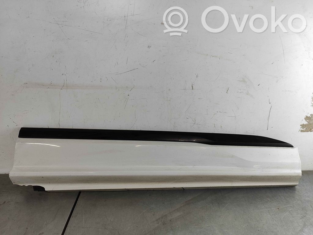 Audi Q7 4M Priekšpusē durvju dekoratīvā apdare (moldings) 
