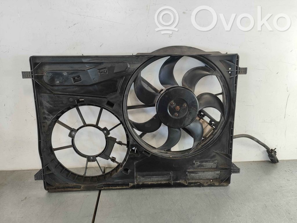 Volvo V70 Elektrinis radiatorių ventiliatorius 
