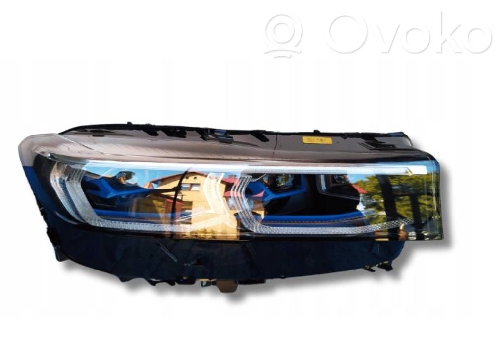 BMW 7 G11 G12 Lampa przednia 