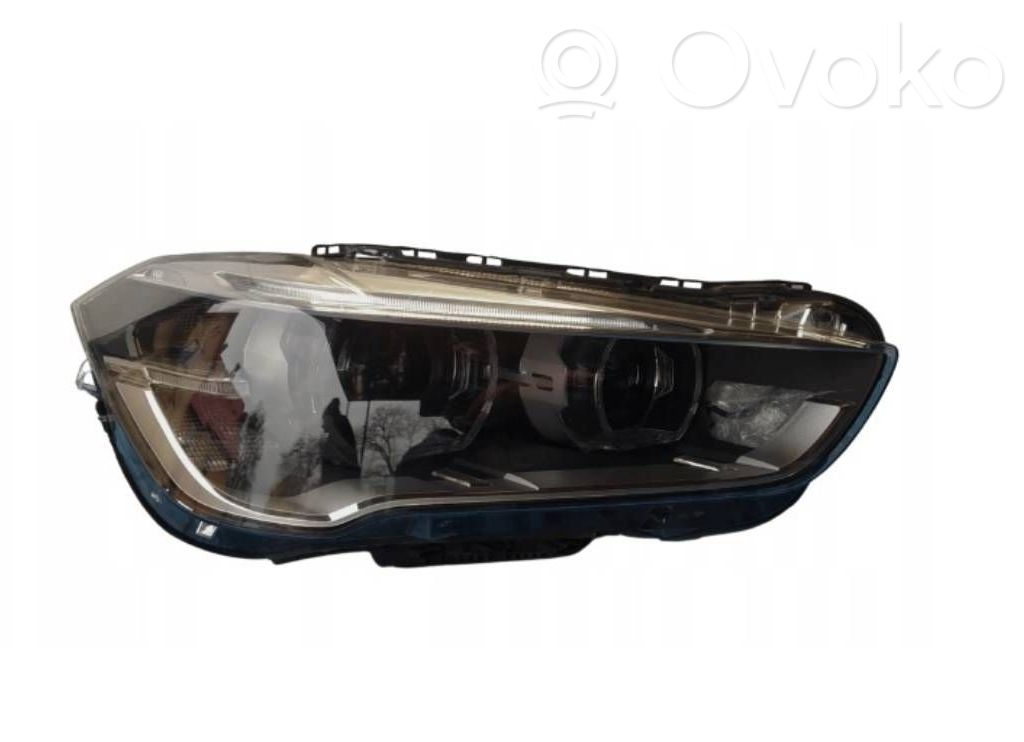 BMW X1 F48 F49 Lampa przednia 