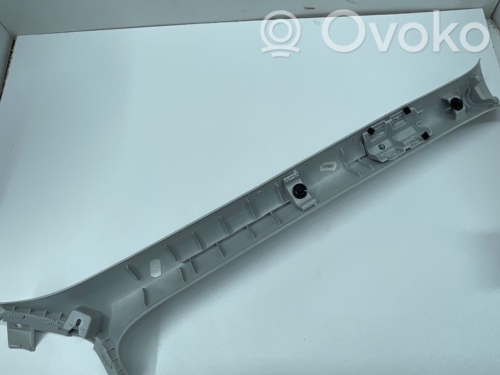Fiat 500L Cita veida salona detaļa 