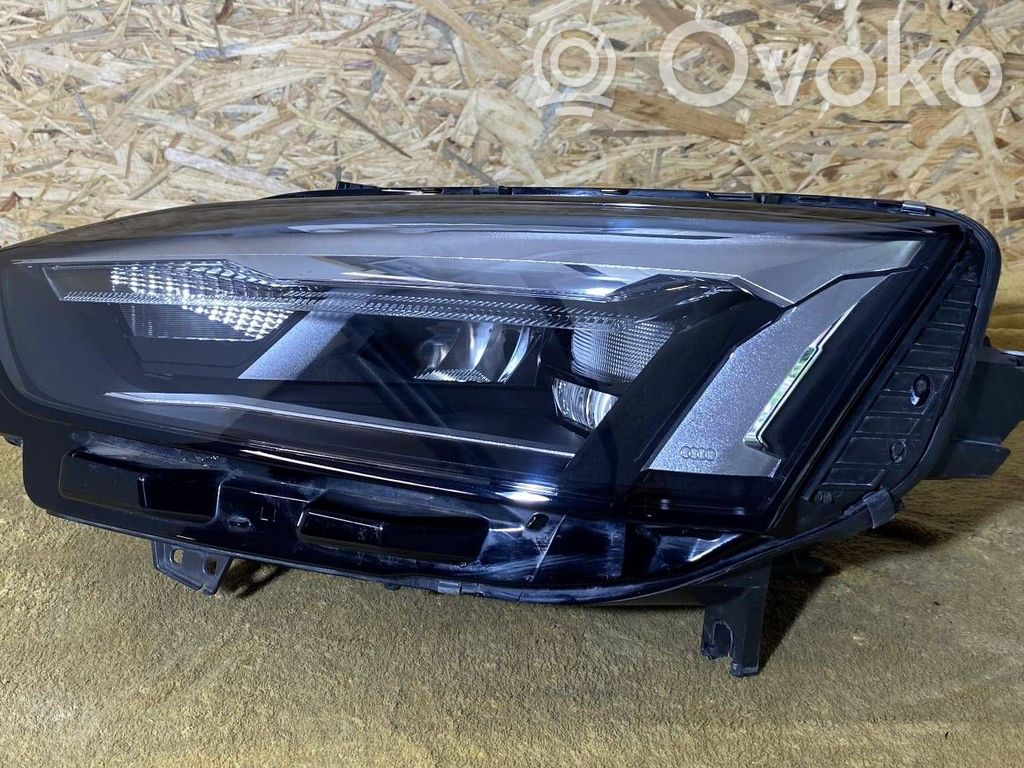 Audi A5 Lampa przednia 