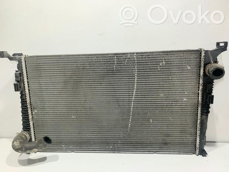 Dacia Duster Dzesēšanas šķidruma radiators 