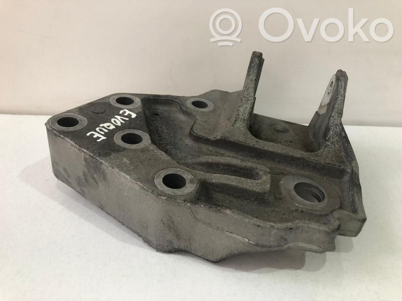 Land Rover Evoque I Engine mounting bracket 