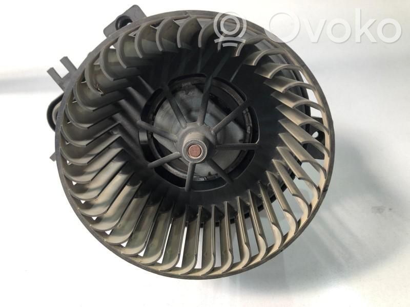 Mazā radiatora ventilators