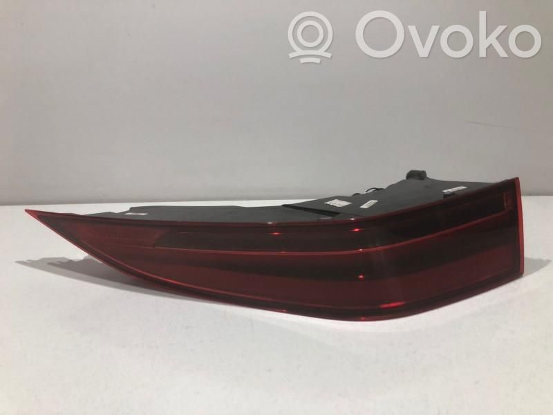 Rear/tail lights   J9C313404CB,J9C313404CB