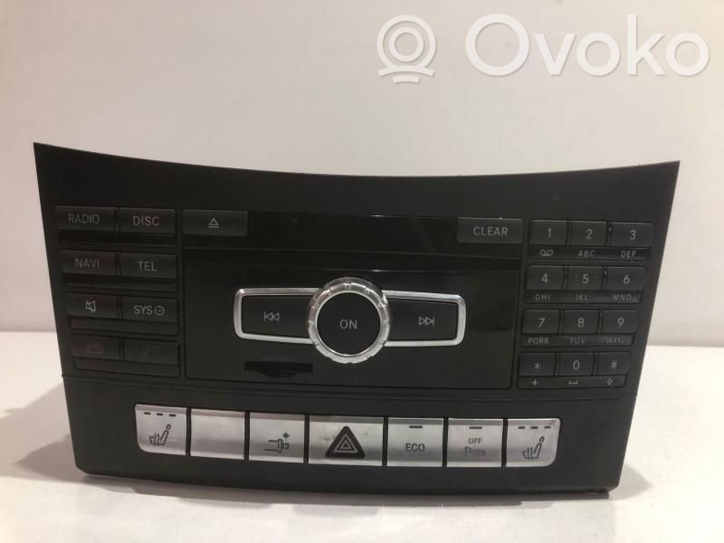 Mercedes-Benz E W212 Stacja multimedialna GPS / CD / DVD 