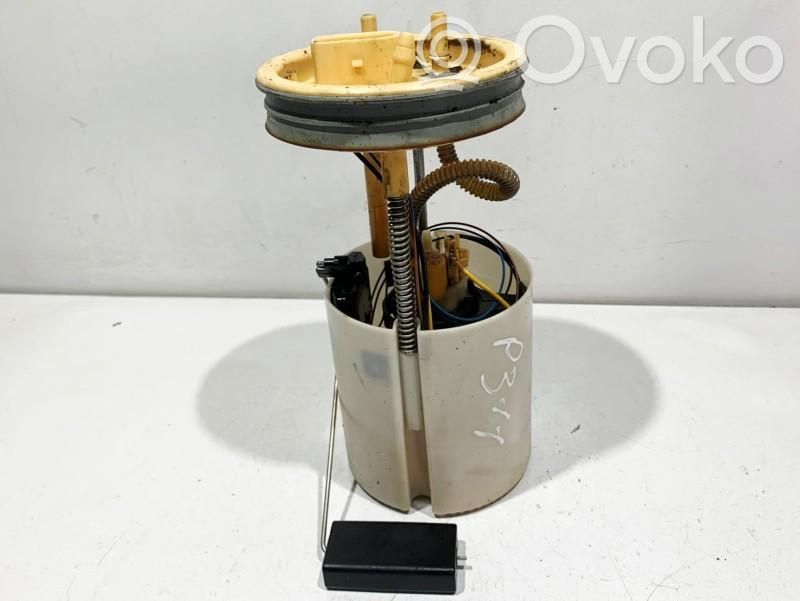 Volkswagen Polo V 6R Bomba interna de combustible 