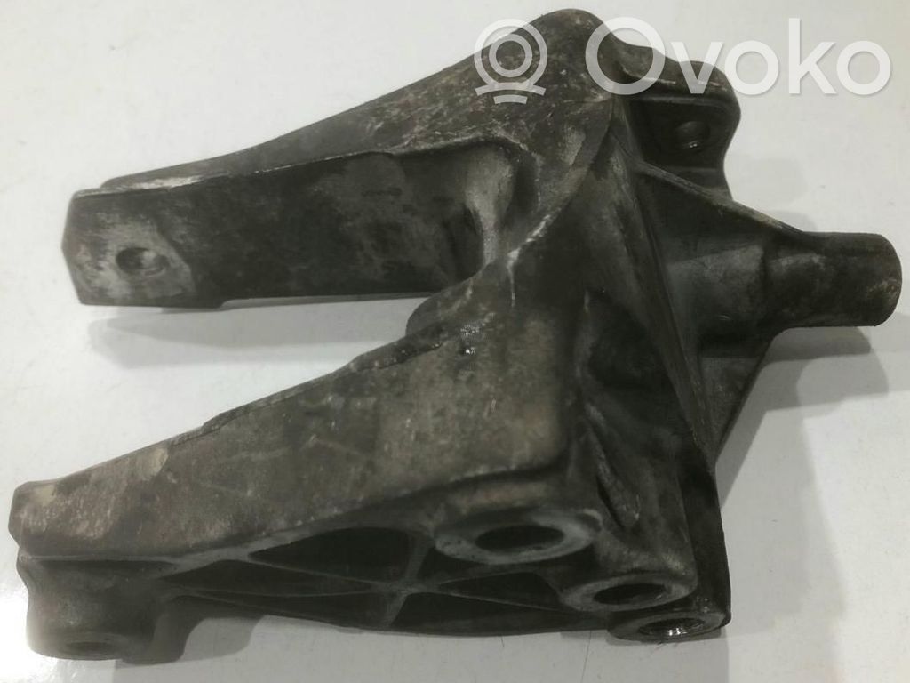 Opel Antara Engine mounting bracket 
