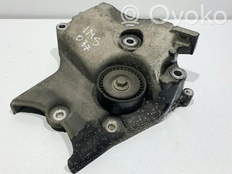 Engine mounting bracket   55566020