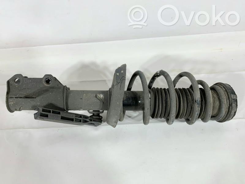 Opel Astra J Etuiskunvaimennin 