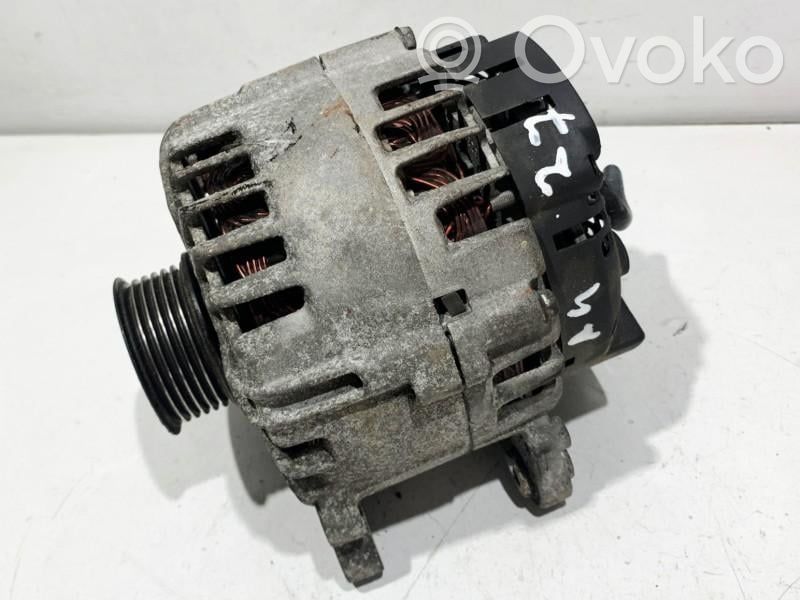 Audi A4 S4 B8 8K Generatorius 