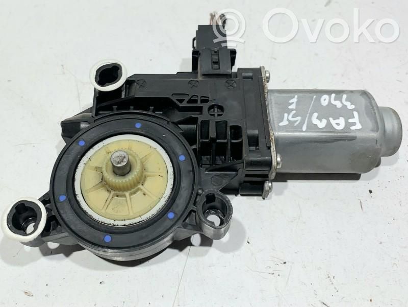 Skoda Fabia Mk2 (5J) Silnik regulatora szyby drzwi przednich 