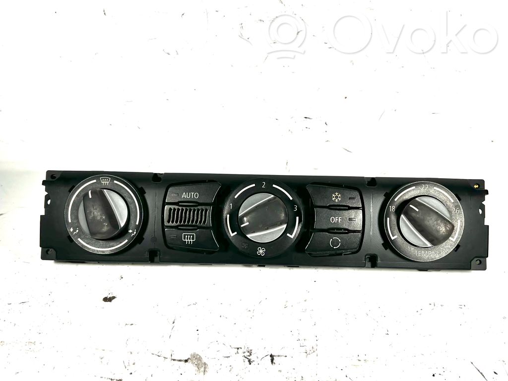 BMW 5 E60 E61 Climate control unit 