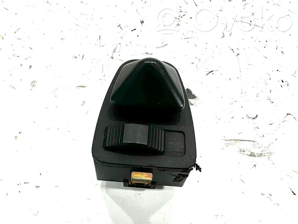 Wing mirror switch   8373691,61318373691