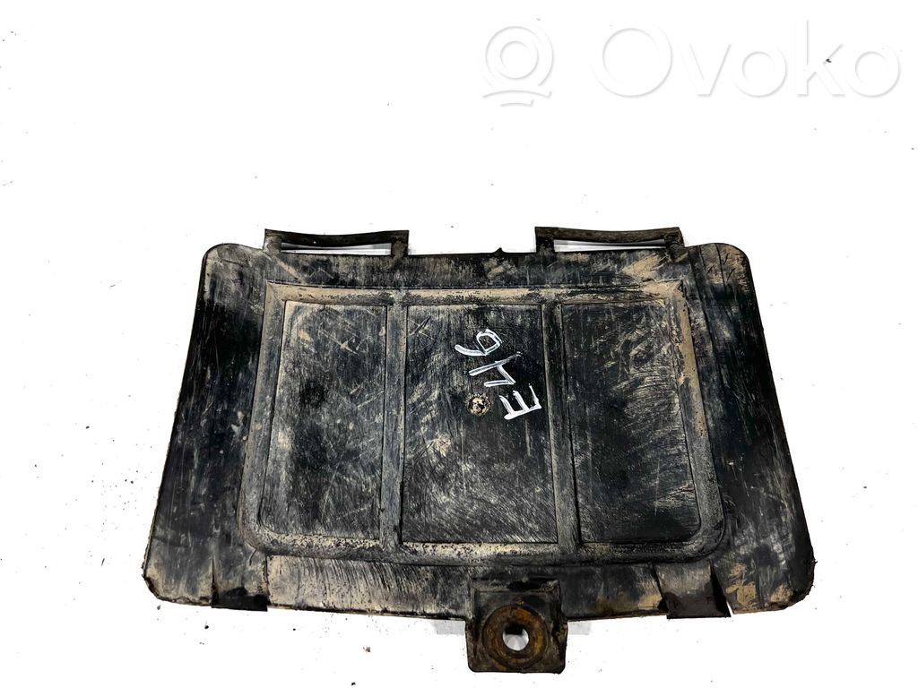 BMW 3 E46 Placa protectora/protector antisalpicaduras motor 