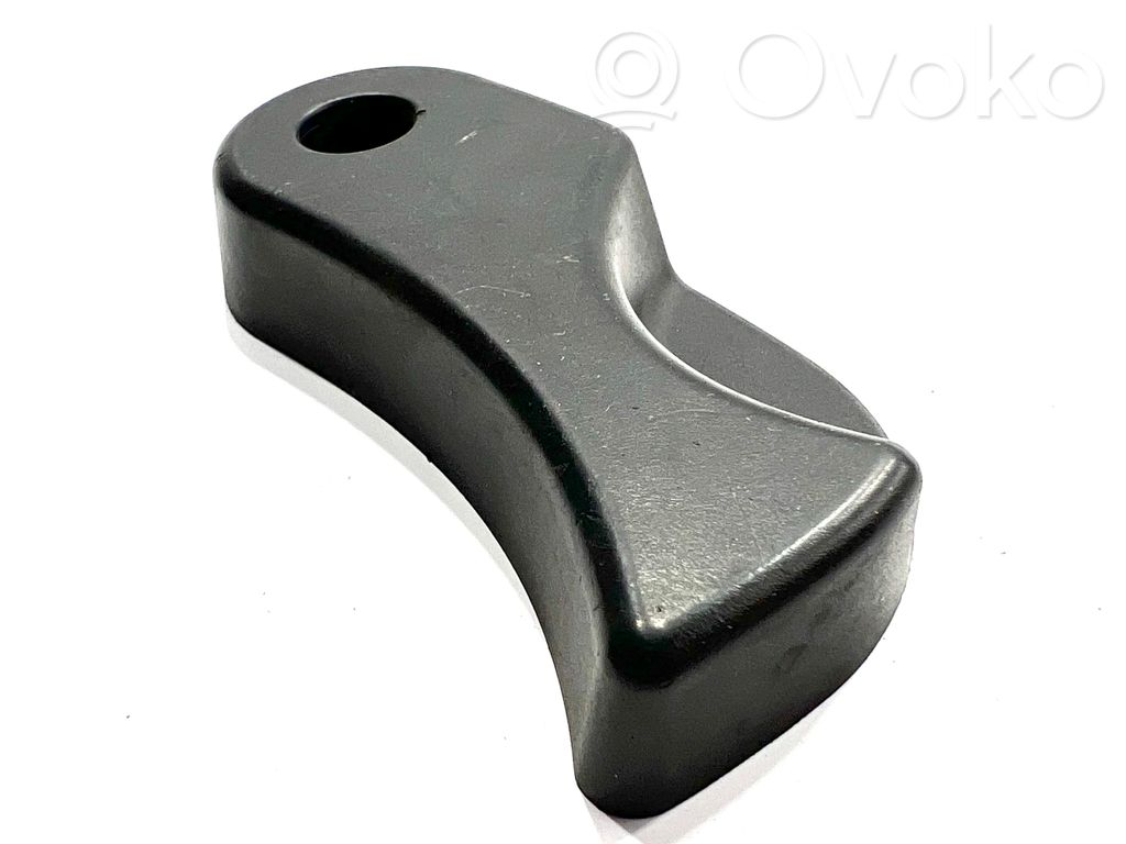 Engine bonnet (hood) release handle   7058117