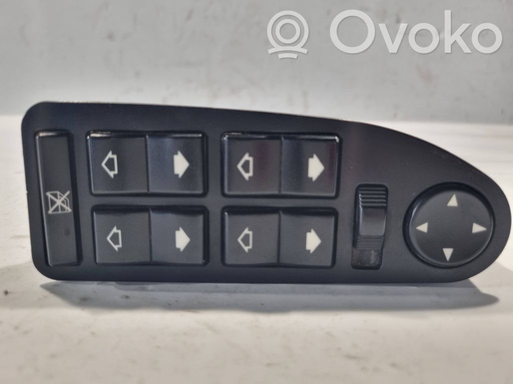 Quarter vent window switch   8368966,9808,190350