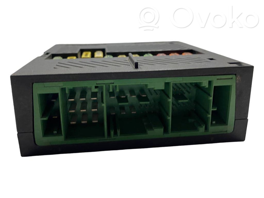 BMW 7 E65 E66 Fuse module 