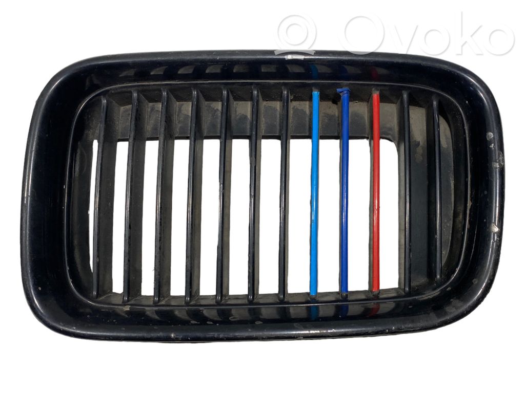 BMW 3 E36 Front bumper lower grill 