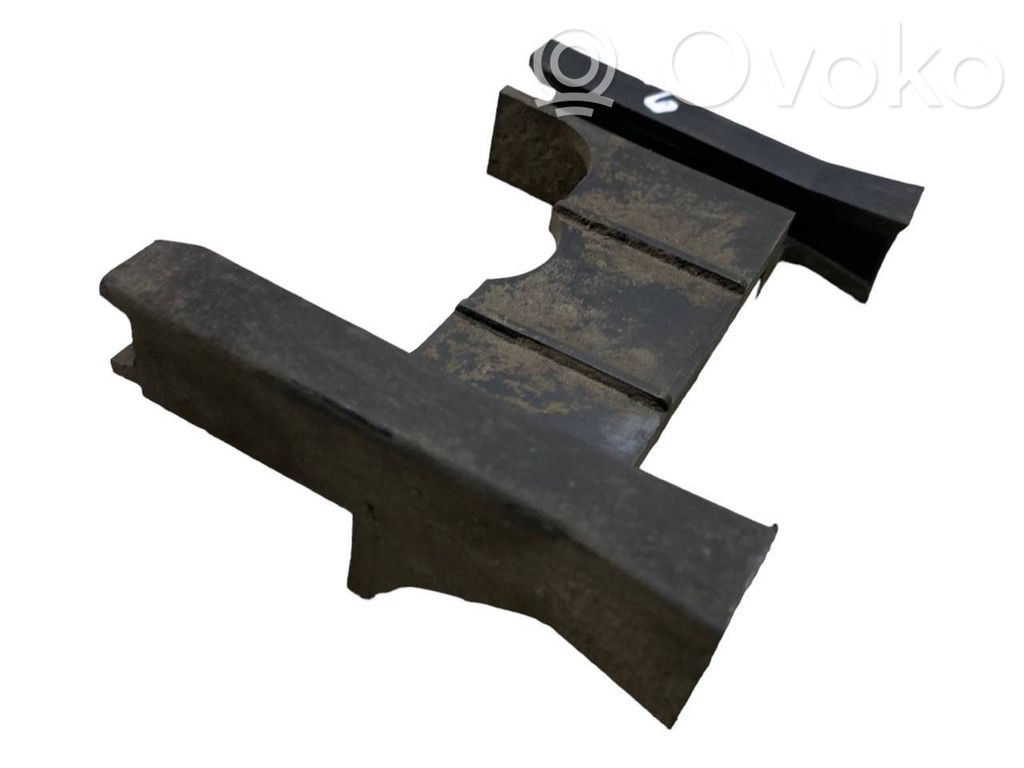 Rear bumper mounting bracket   1960698,51121960698