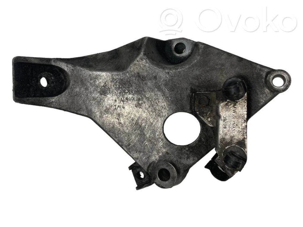 Variklio tvirtinimo kronšteinas   6775041,22116775041,7800674,13537800674