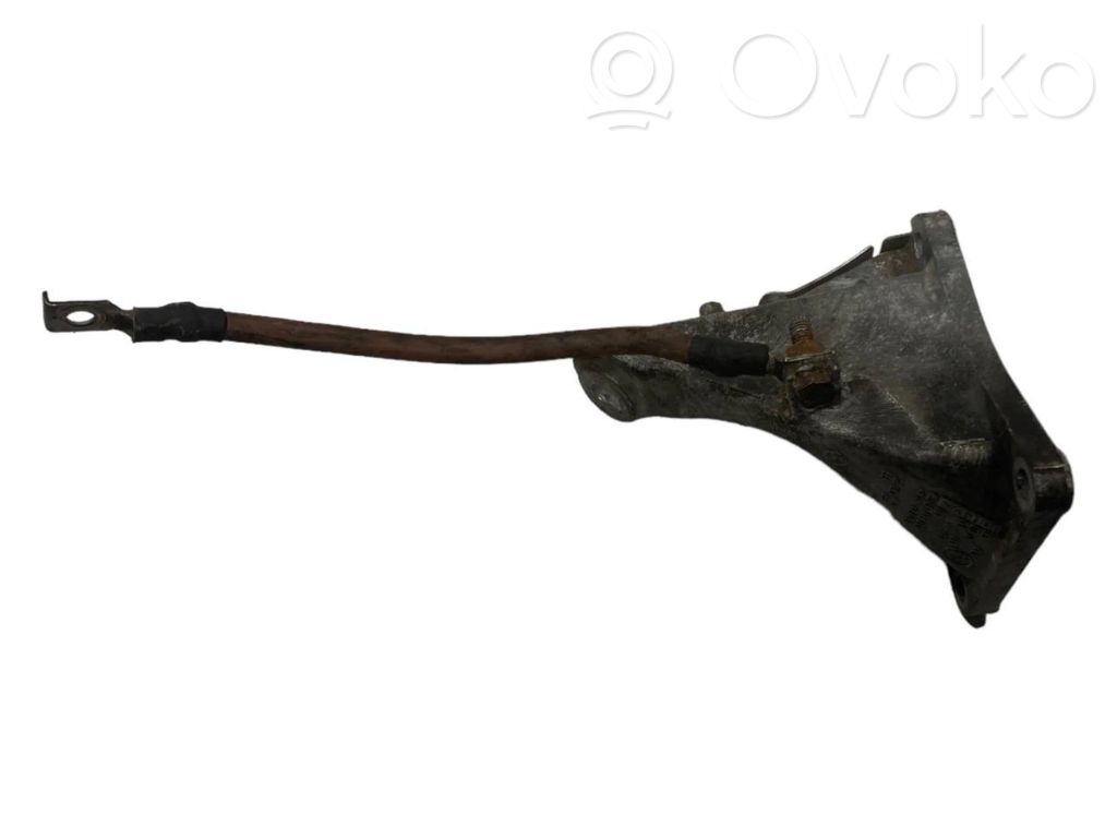 Engine mounting bracket   6753296