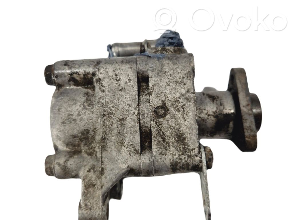 BMW 3 E46 Power steering pump 