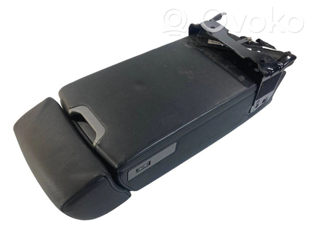 Rear seat armrest   6918575,6907320