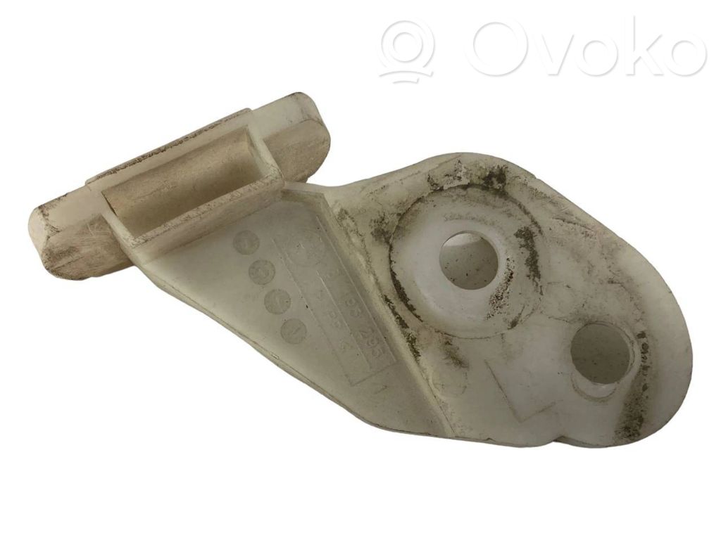 Front bumper mounting bracket   8195295