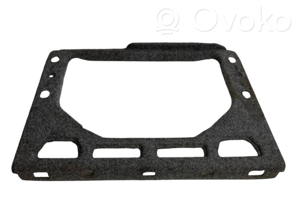 Trunk/boot lower side trim panel   7157296
