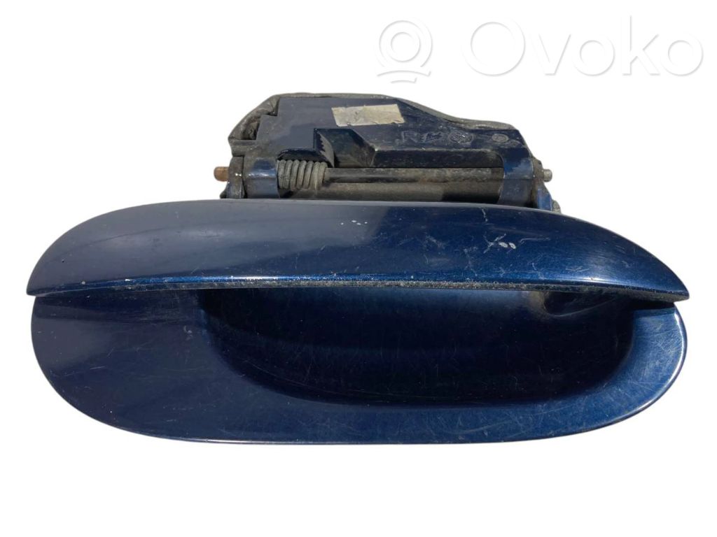 Manecilla externa puerta trasera   8210864