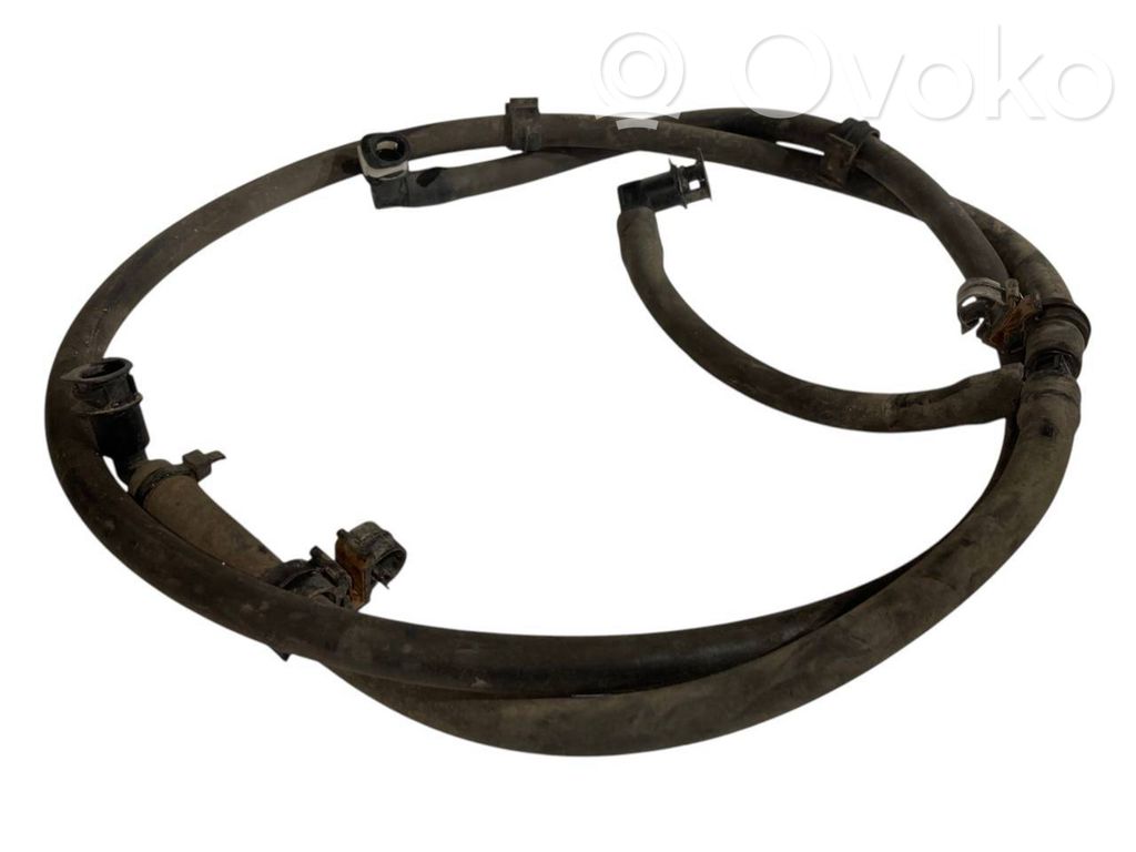 Headlight washer hose/pipe