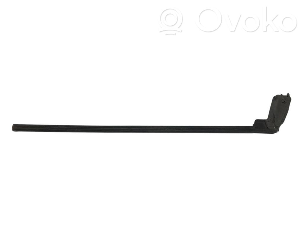 Rubber seal front coupe door window   7187084,7119089