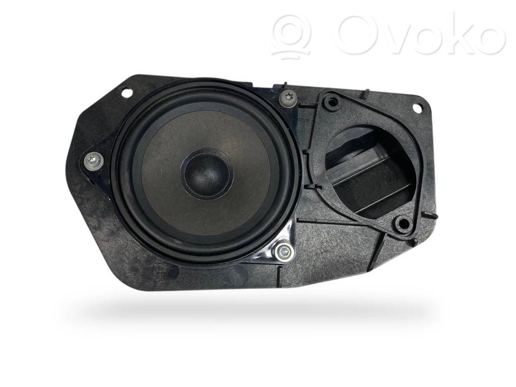 Altavoz de la puerta trasera   6934419,65126934419