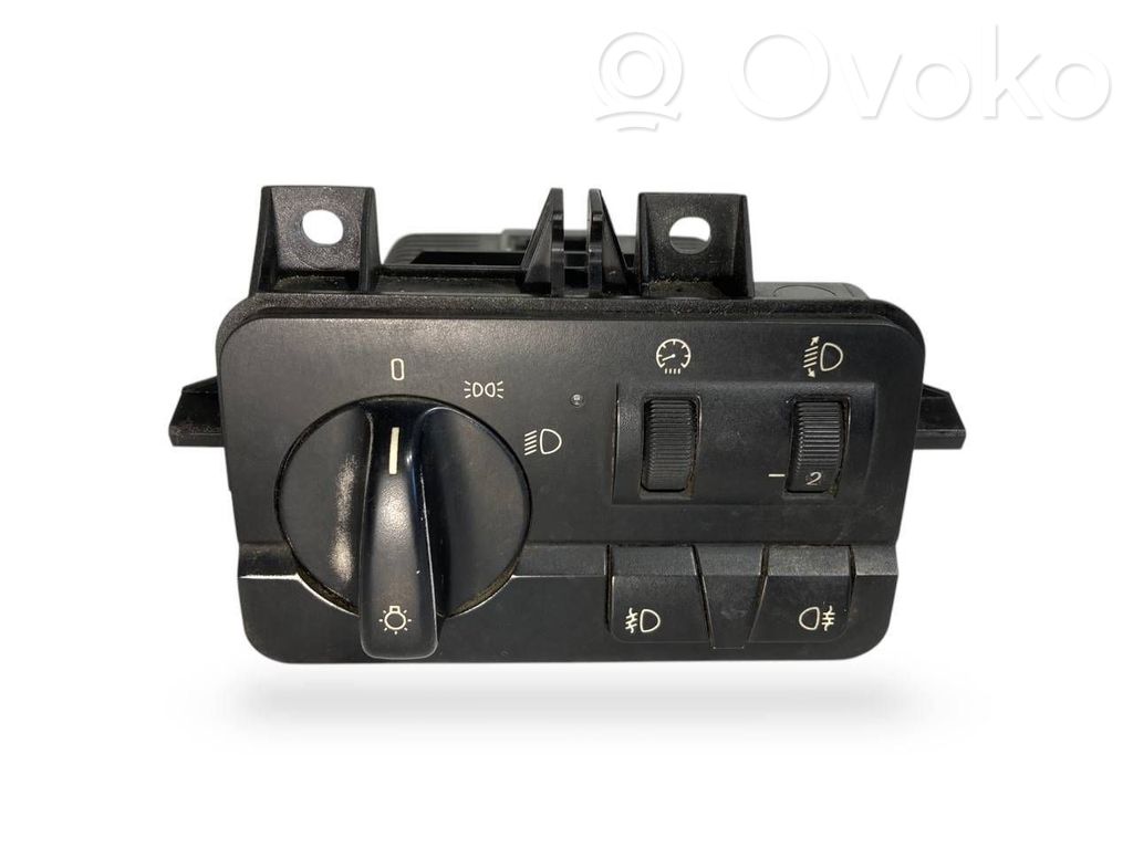 Light switch   8383226,61318383226