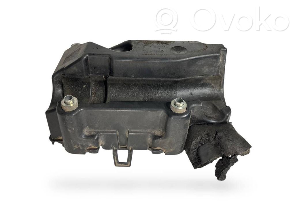 Volkswagen Golf V Imuilman vaimennin 