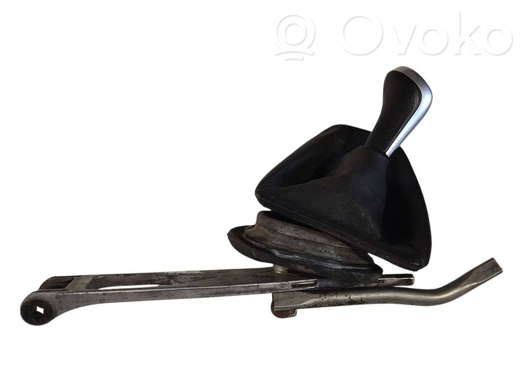BMW 3 E90 E91 Pavarų perjungimo mechanizmas (kulisa) 