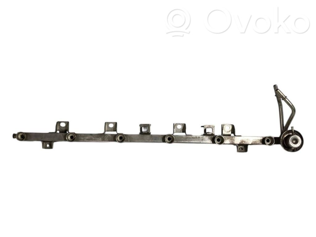 BMW 5 E39 Fuel main line pipe 