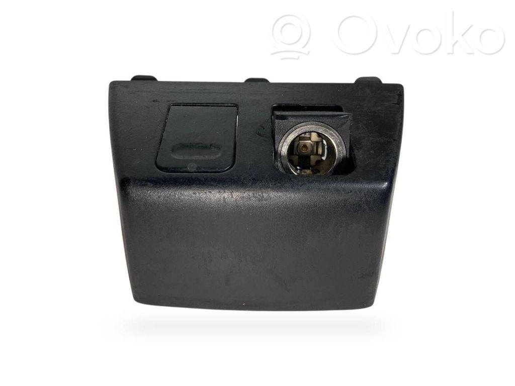 BMW 3 E46 12 V Socket (rear) 