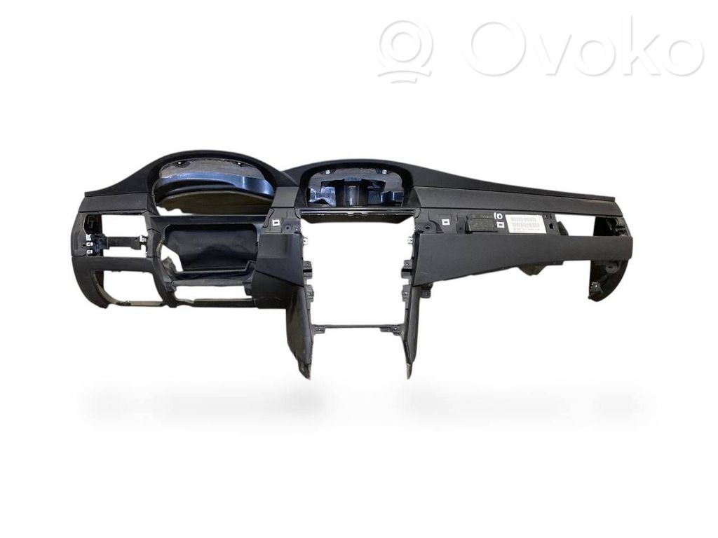 BMW 5 E60 E61 Panelė 