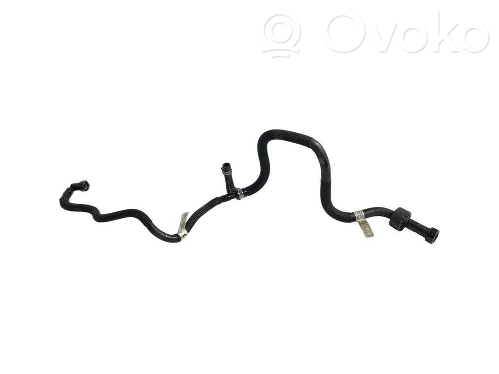 BMW 3 E90 E91 Fuel line pipe 