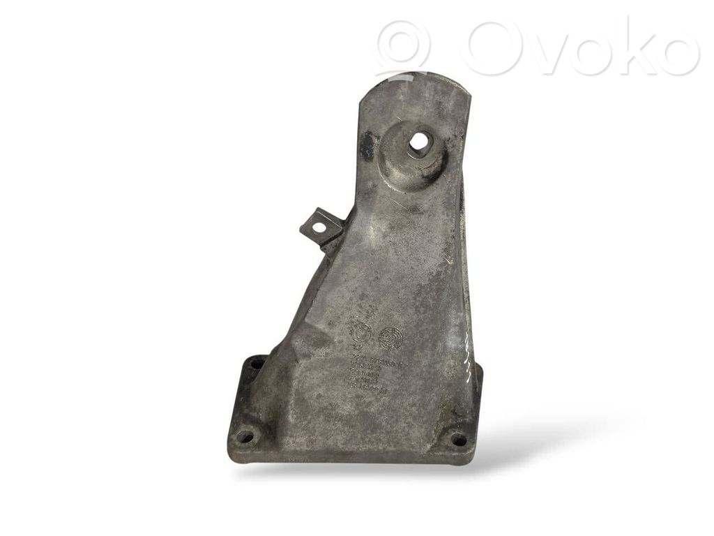 Engine mounting bracket   6761150,22116761150