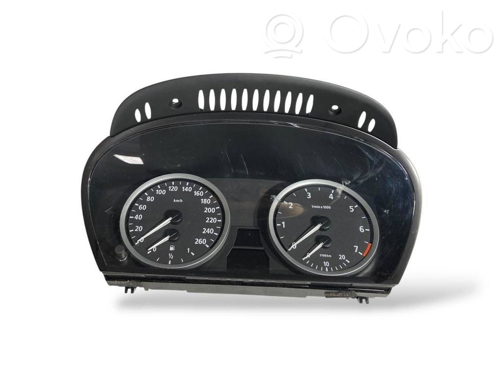 BMW 5 E60 E61 Nopeusmittari (mittaristo) 